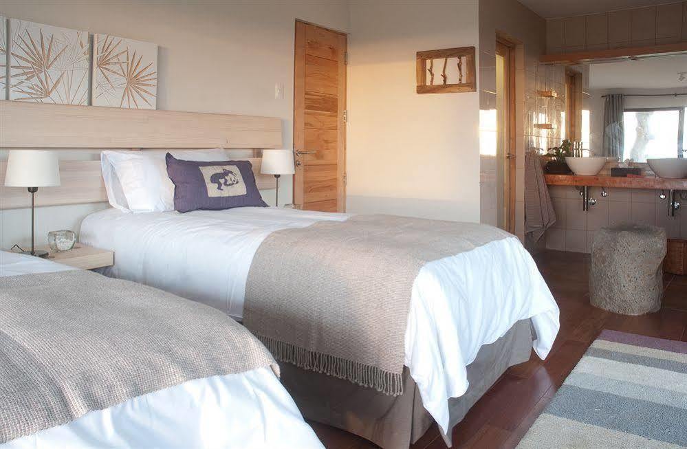 Hotel Hare Uta Hanga Roa Extérieur photo